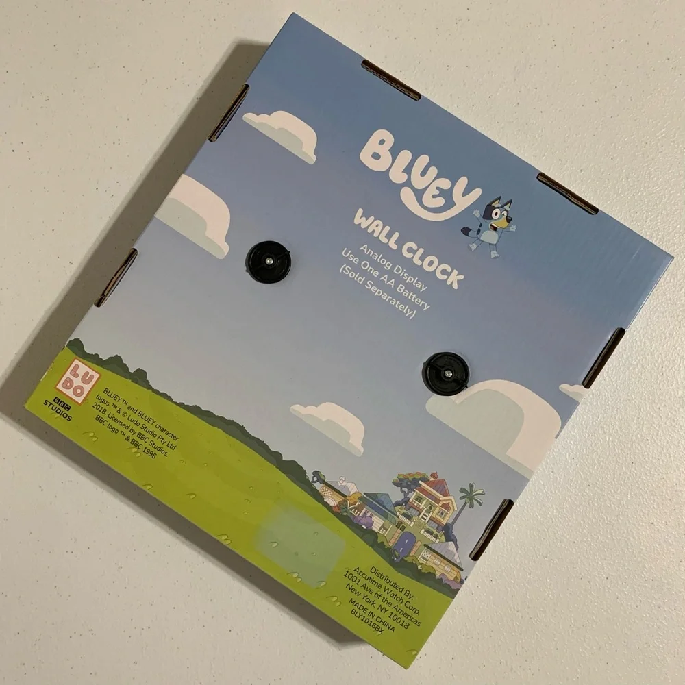 Bluey and Bingo Analog Wall Clock-New in Box